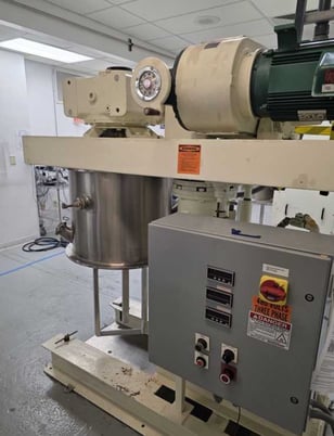 40 gallon Charles Ross #HDM-40, double planetary mixer with Ross elevated discharge press model EDS-40 - Image 2