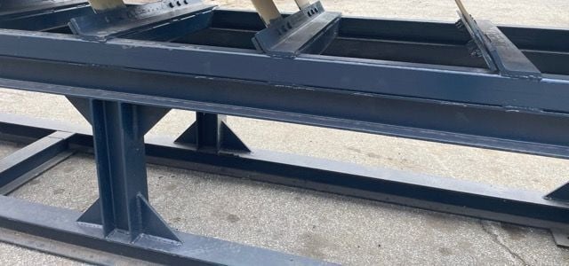 30" wide x 36' long, Shaker conveyor, heavy duty steel pan with raised side walls - Image 3