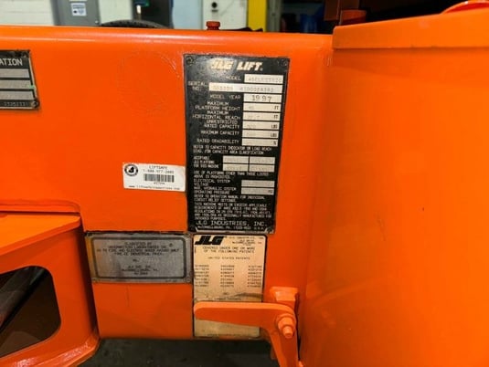 500 lb. JLG #45Electric, Electric Boom Lift, 45' Platform Height - Image 6