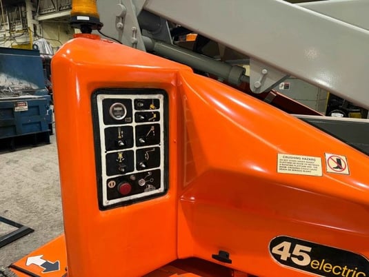 500 lb. JLG #45Electric, Electric Boom Lift, 45' Platform Height - Image 8