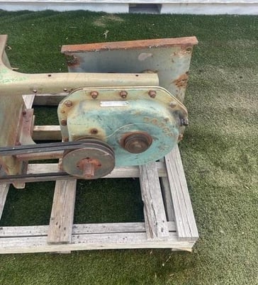 15 HP, 1765 RPM, Dodge #TA4207H09, Speed Reducer w/ North American Electric motor, 9.23 ratio - Image 6