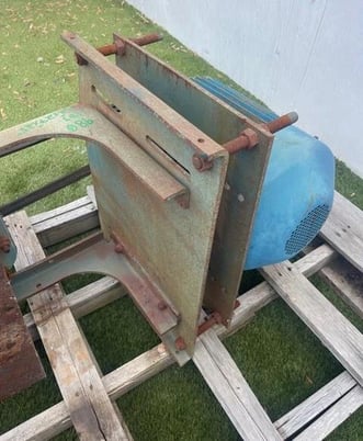 15 HP, 1765 RPM, Dodge #TA4207H09, Speed Reducer w/ North American Electric motor, 9.23 ratio - Image 10