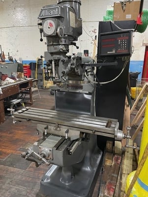 Alliant, variable speed vertical miller, 9" x42" tbl., 2 HP, Mitutoyo 2-Axis digital read out, rotary table - Image 2
