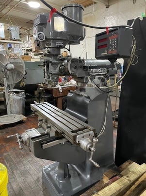 Alliant, variable speed vertical miller, 9" x42" tbl., 2 HP, Mitutoyo 2-Axis digital read out, rotary table - Image 3