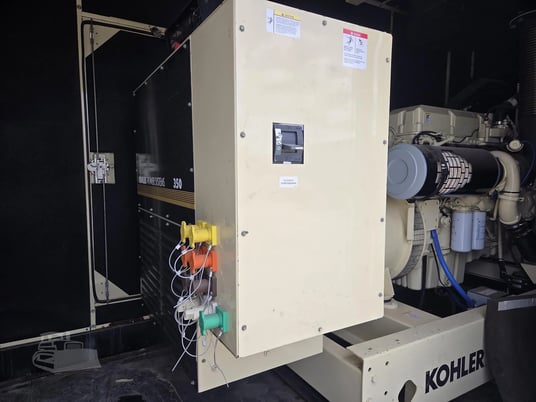 355 KW Kohler #350REOZDD, Diesel Generator Set, 1800 RPM, Detroit Diesel engine, 480 Volt, 1519 hours, 2007 - Image 6