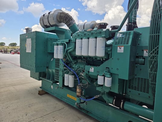 800 KW Cummins #800DFHB, Stationary Generator Set, 480 Volt - Image 2