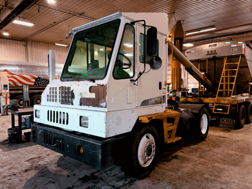 Kalmar Yard Truck, Terminal Truck, S/N 328207 - ECM Verified, Low Miles, Service in Progress, 2012 - Image 3