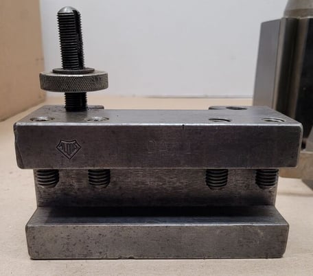 Aloris #DA, quick change tool post w/ holders, 5 piece set - Image 5