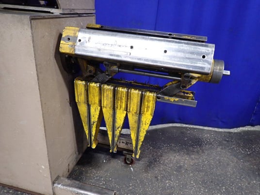 Dimeco #2370/DF, Coil Reel, w/Foot Switch, 19 capacity, 1992 - Image 4