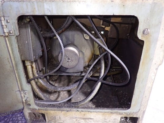 8.5" x 43" LeBlond, Lathe, w/Tailstock & Compound Rest, 2" Bore - Image 9