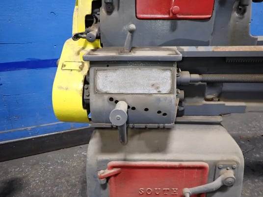 16" South Bend, Lathe, w/Compound Rest, Tailstock & Steady Rest, 12.5" 3-Jaw Chuck, 8" 4-Jaw Chuck, 8" Vise - Image 4