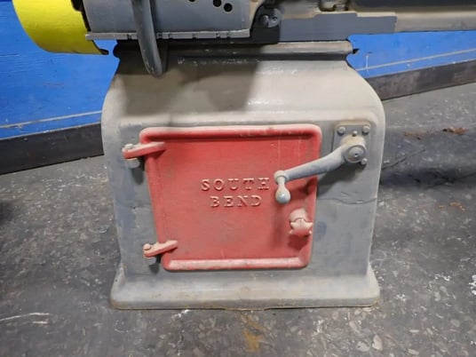 16" South Bend, Lathe, w/Compound Rest, Tailstock & Steady Rest, 12.5" 3-Jaw Chuck, 8" 4-Jaw Chuck, 8" Vise - Image 5