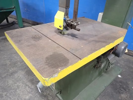 36" SCMI #900-SC, Vertical Band Saw, 46" x 31" Table, 3.7 kW, 1745 RPM, 230/460 V - Image 3