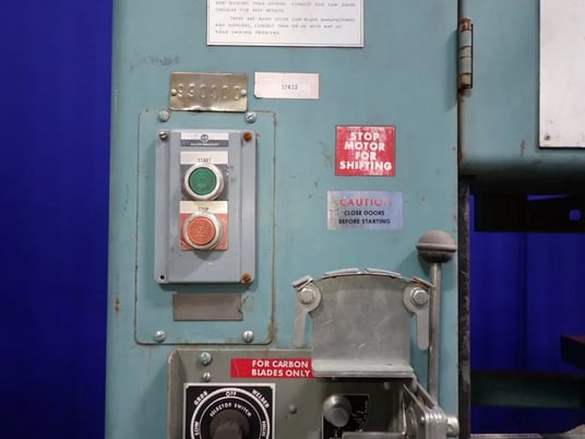 24" Grob #4V-24, Vertical Band Saw, 0.25" Blade width, 24" x 28" Table, 1985 - Image 3