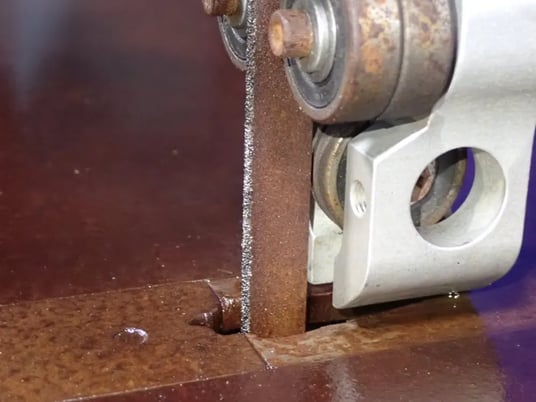 24" Grob #4V-24, Vertical Band Saw, 0.25" Blade width, 24" x 28" Table, 1985 - Image 8