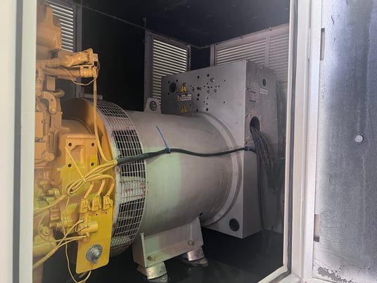 18400 KW Marathon #D10040, portable diesel generator set, 480 Volts, 470BHP Caterpillar C-15 engine, Tier 2 - Image 7