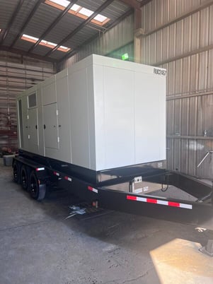 18400 KW Marathon #D10040, portable diesel generator set, 480 Volts, 470BHP Caterpillar C-15 engine, Tier 2 - Image 9