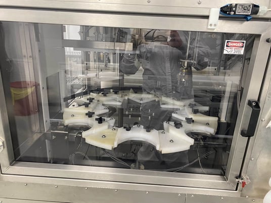 Inline Filling Systems, Net-weight Rotary Jar Filler, 4L jars, 2009 - Image 6