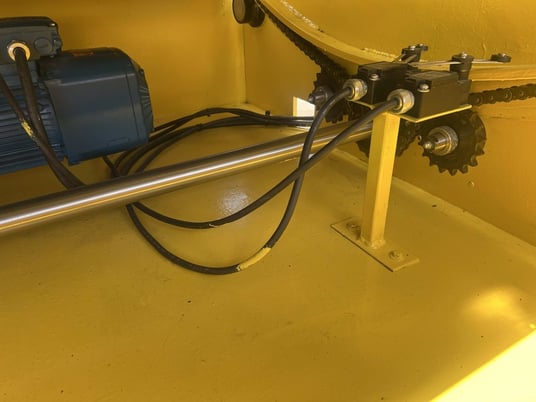 20000 lb. Cagle, mechanical upender, 27" OD, 54" x54" platform, 64" x59" bale, new build to order - Image 2