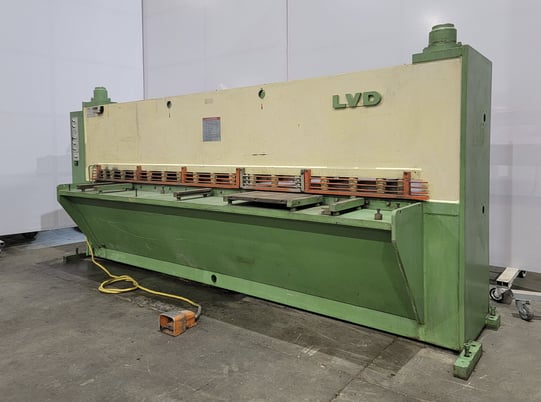 1/4" x 10' LVD #JS-25/10, hydraulic shear, motorized Back Gauge, 12 HP, 3-phase - Image 3