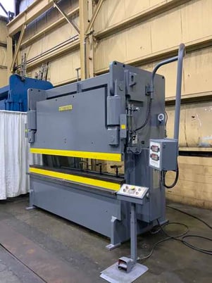 240 Ton, Betenbender #10-240T, hydraulic press brake, 10' overall, 102" between housing, 6" stroke, 30 HP - Image 1