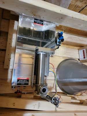 All-Fill #305, semi-auto tabletop piston filler for liquids, 6.5 ml to 2.5 L, Stainless Steel, never used - Image 2