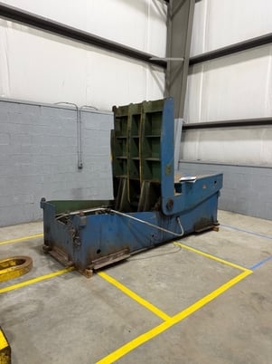 40000 lb. PM, Hydraulic Up-Ender, 51" x 52" V saddle, 37" passline - Image 1