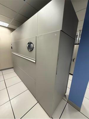 30 Ton, Liebert FH529C, CRAH, Chilled Water, 460 Volts, 3ph (29 available) - Image 2