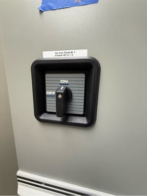 30 Ton, Liebert FH529C, CRAH, Chilled Water, 460 Volts, 3ph (29 available) - Image 4