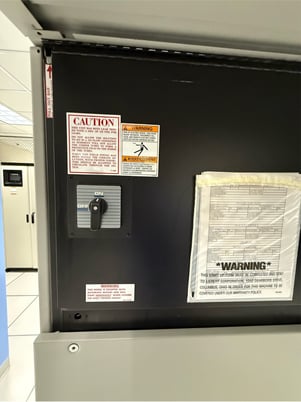 30 Ton, Liebert FH529C, CRAH, Chilled Water, 460 Volts, 3ph (29 available) - Image 8