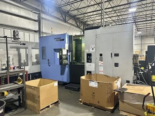 Daewoo Doosan #NHP-5000, CNC horizontal machining center, 12 pallet, 60 automatic tool changer, 28.7" X - Image 2