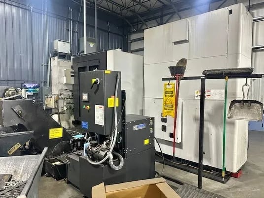 Daewoo Doosan #NHP-5000, CNC horizontal machining center, 12 pallet, 60 automatic tool changer, 28.7" X - Image 4
