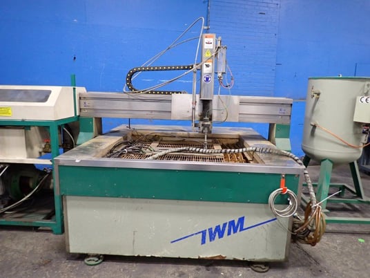 IWM #IWM1313H-1Y, CNC Waterjet Cutting Machine, w/Pump & Abrasive Feeding System, 52.5" x 53" capacity, 2013 - Image 3