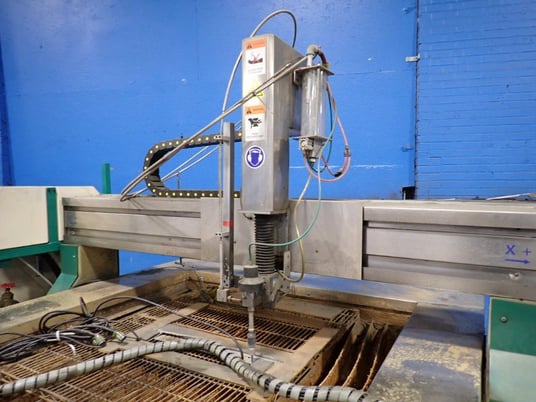 IWM #IWM1313H-1Y, CNC Waterjet Cutting Machine, w/Pump & Abrasive Feeding System, 52.5" x 53" capacity, 2013 - Image 4
