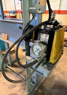 50 Ton, Enerpac, hydraulic H-frame press, 14" stroke, 50" DL, Enerpac PH462P pump - Image 5