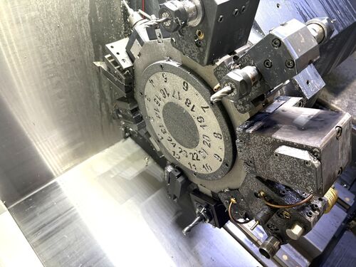 Daewoo Doosan #Lynx-2100LSYB, cnc lathe, 23.6" swing, 11.8" diameter x 20.1" L max, 8" chuck, 2.6" bar, 20 - Image 6