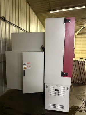 20" x 16" Behringer #HBE411A, Horizontal Saw, 5 HP, 33-360 FPM, Chip Conv., 25.6" feed, 2022 - Image 2