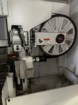 20" x 16" Behringer #HBE411A, Horizontal Saw, 5 HP, 33-360 FPM, Chip Conv., 25.6" feed, 2022 - Image 7