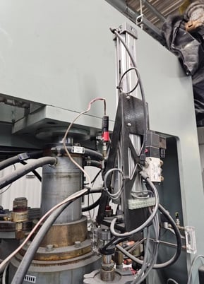 50-ton SCP Limited, Vacuum Hot Press, Yokogawa GX10 Control, 2016 (2 available) - Image 5