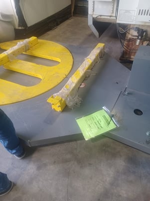 Mobile Workstations, Fully Auto Plastic Wrapper, 112" H, 12-20" mount stand, 2024 - Image 4