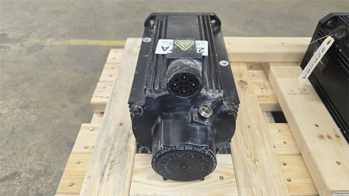 Bosch Rexroth Bosch #MKD112B-024-GG0-BN, permanent magnet servo motor, 1999 - Image 3