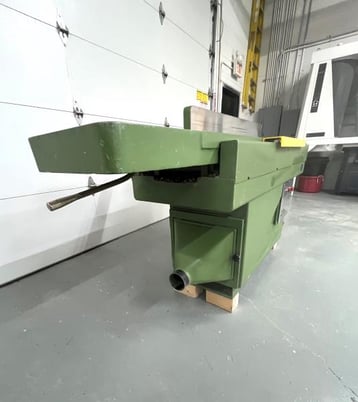 16" ZEFAM #DSZA, Jointer, 16.5" x 100" table, 47" x 6.75" fence tilting up to 45&deg;, 4" knife head, 5 HP, 230 - Image 3