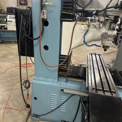 Southwestern Industries #Trak-DPM-5, Vertical Bed Mill, 3950 RPM, 5 HP, 10" x 50" table, 220 V., KMX upgrade - Image 7