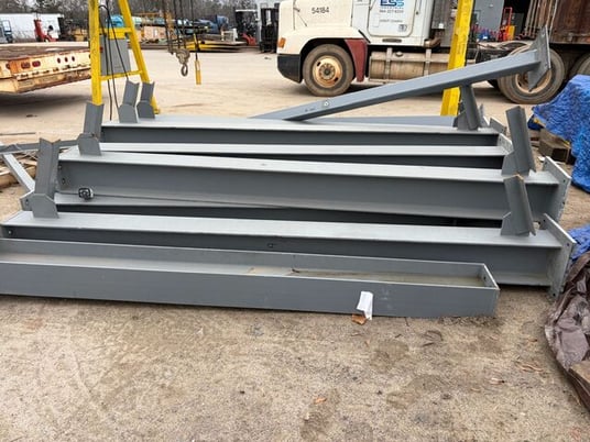 2 Ton, Free-standing bridge crane columns, 260' rail, no bridge - Image 4