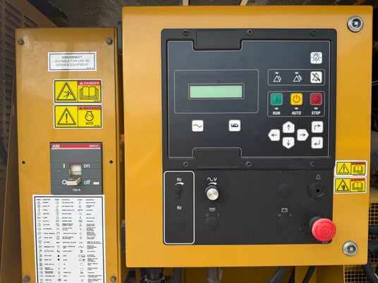 100 KW Caterpillar #D100-6, Diesel Generator Set, 1800 RPM, Caterpillar C4.4 engine, 277/480 Volt, 28 hours - Image 9