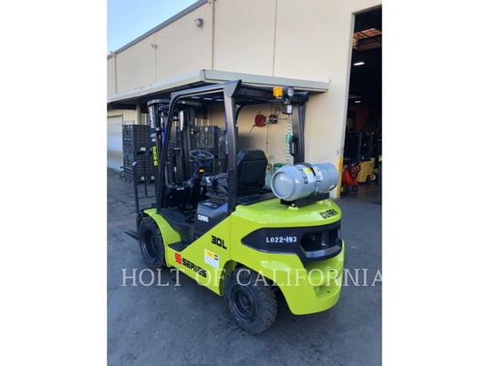 Clark S30L, Forklift, 1481 hours, S/N: S232L195612030, 2022 - Image 4