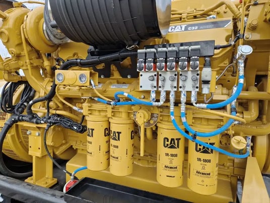 910 KW Caterpillar #C32-Acert, marine diesel generator set, 277/480 Volts, 3-phase, 1333 HP @ 1800 RPM - Image 6