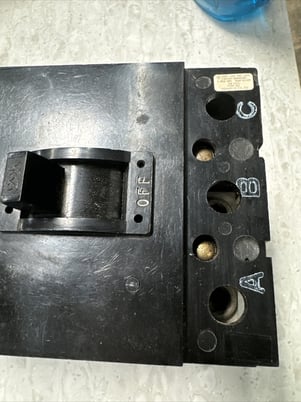 225 Amp. Square D #Q2-32225, Molded case circuit breaker, Q2, 3ph, 3P, 240 Volts, - Image 6
