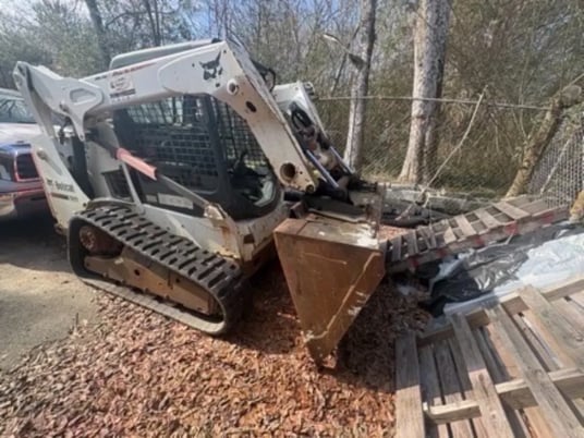 Bobcat #T590, Skid Steer, 2000 hours, 2014 - Image 1