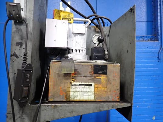 Lincoln Electric, Tire Press, 40" x 30" diameter - Image 5